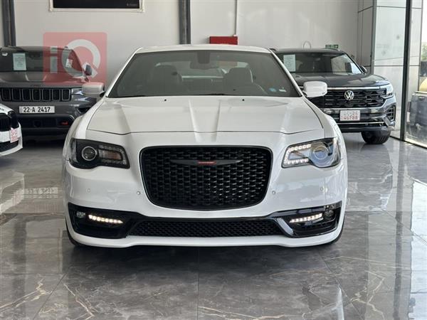 Chrysler for sale in Iraq